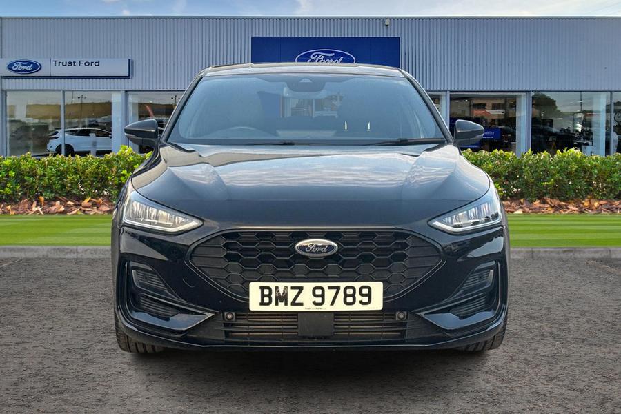 Ford FOCUS Photo autoimg-93e540e85f493a5c865f69ea8d9c5abcb63036c9.jpg