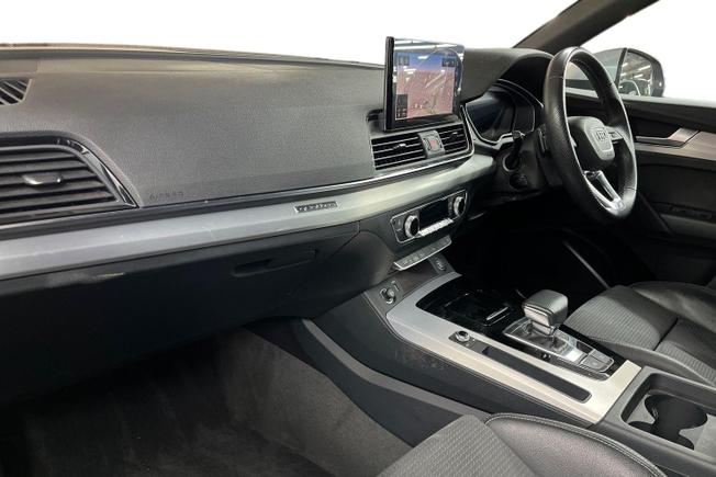 Audi Q5 Photo 2