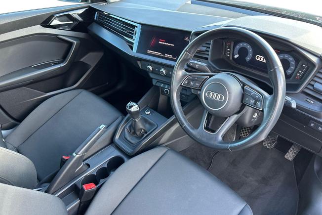 AUDI A1 Photo 6