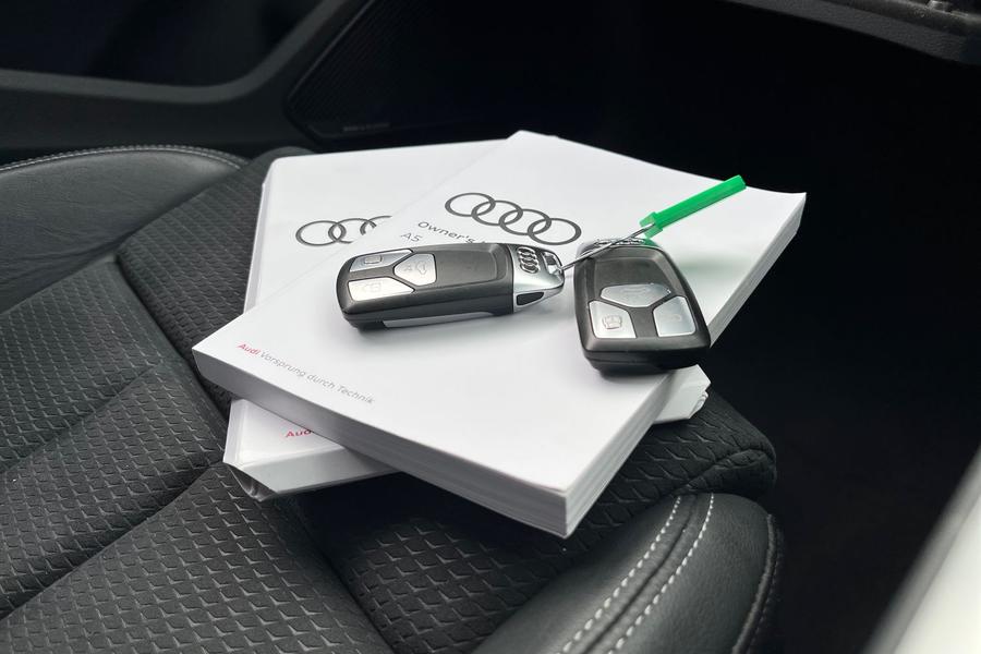 Audi A5 Photo autoimg-93efc53a947d289623be6ee63ef7349bec21a45f.jpg