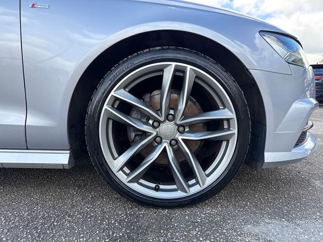 AUDI A6 Avant Photo 5