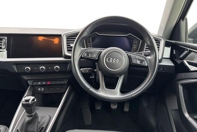 AUDI A1 Photo 11