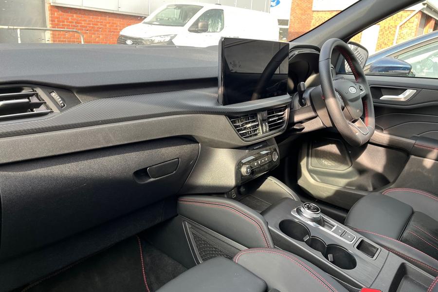 Ford Kuga Photo autoimg-93f4d9be2ddb54dbb654841633ae3f0d7b17a0fa.jpg