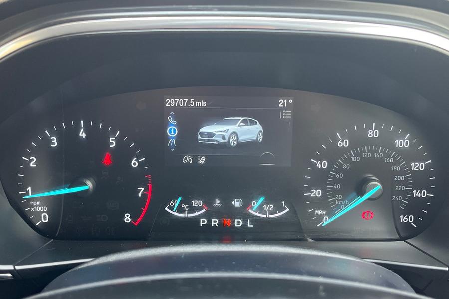 Ford FOCUS Photo autoimg-93f7a74da8c1703ad83a1a149b72a571c6a197ed.jpg