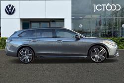 VOLKSWAGEN Passat Photo 4