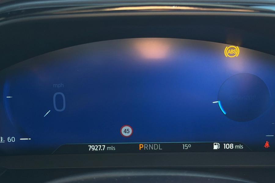 Ford FOCUS Photo autoimg-93ff91d4e9ed17267c352684b5cfaceb993d888f.jpg
