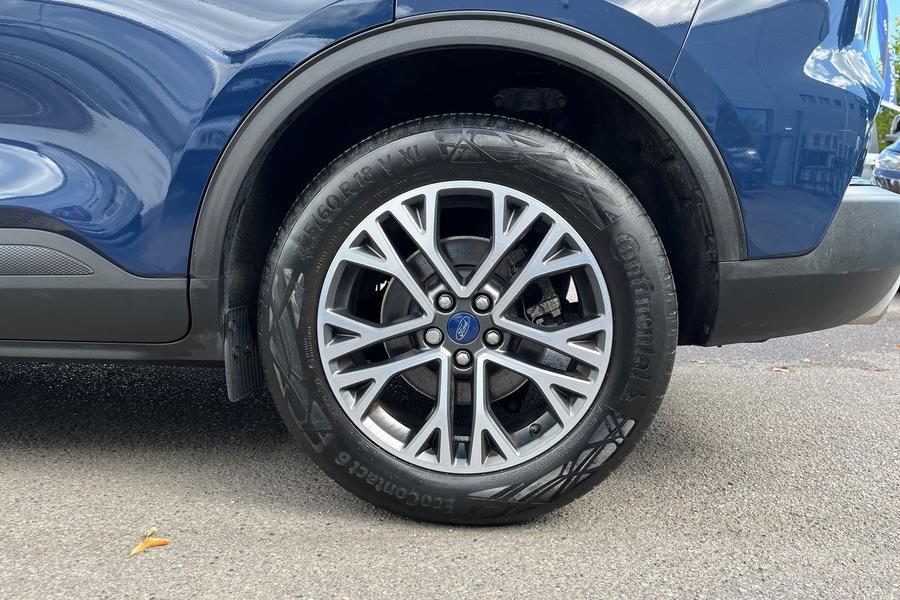 Ford KUGA Photo autoimg-94024caa3bfe4e0126c15c96023398b4cb8dc9d3.jpg