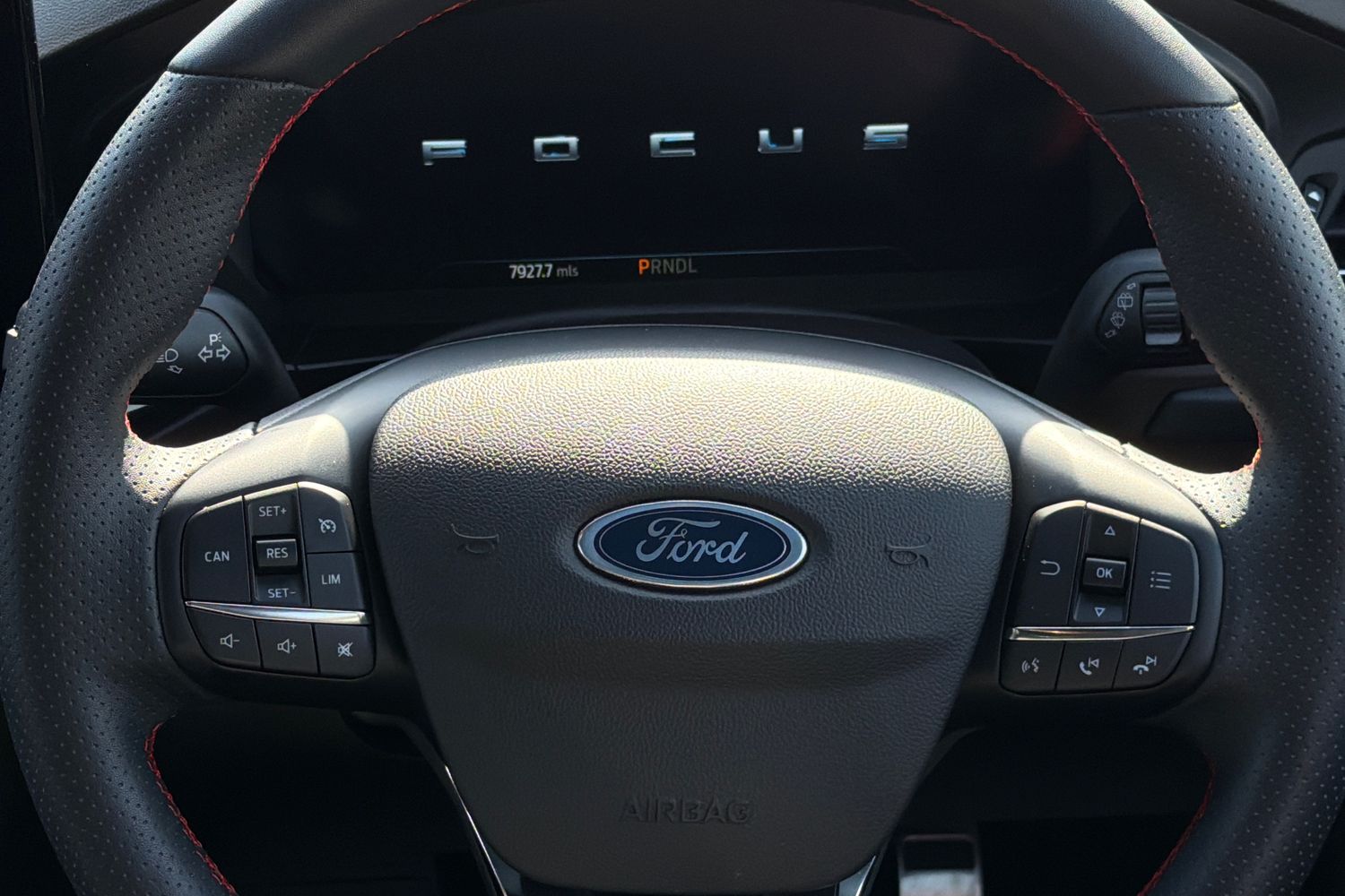 Ford FOCUS Photo 11