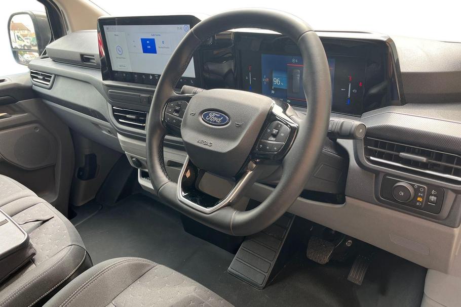 Used Ford TRANSIT CUSTOM HV26SKU 14
