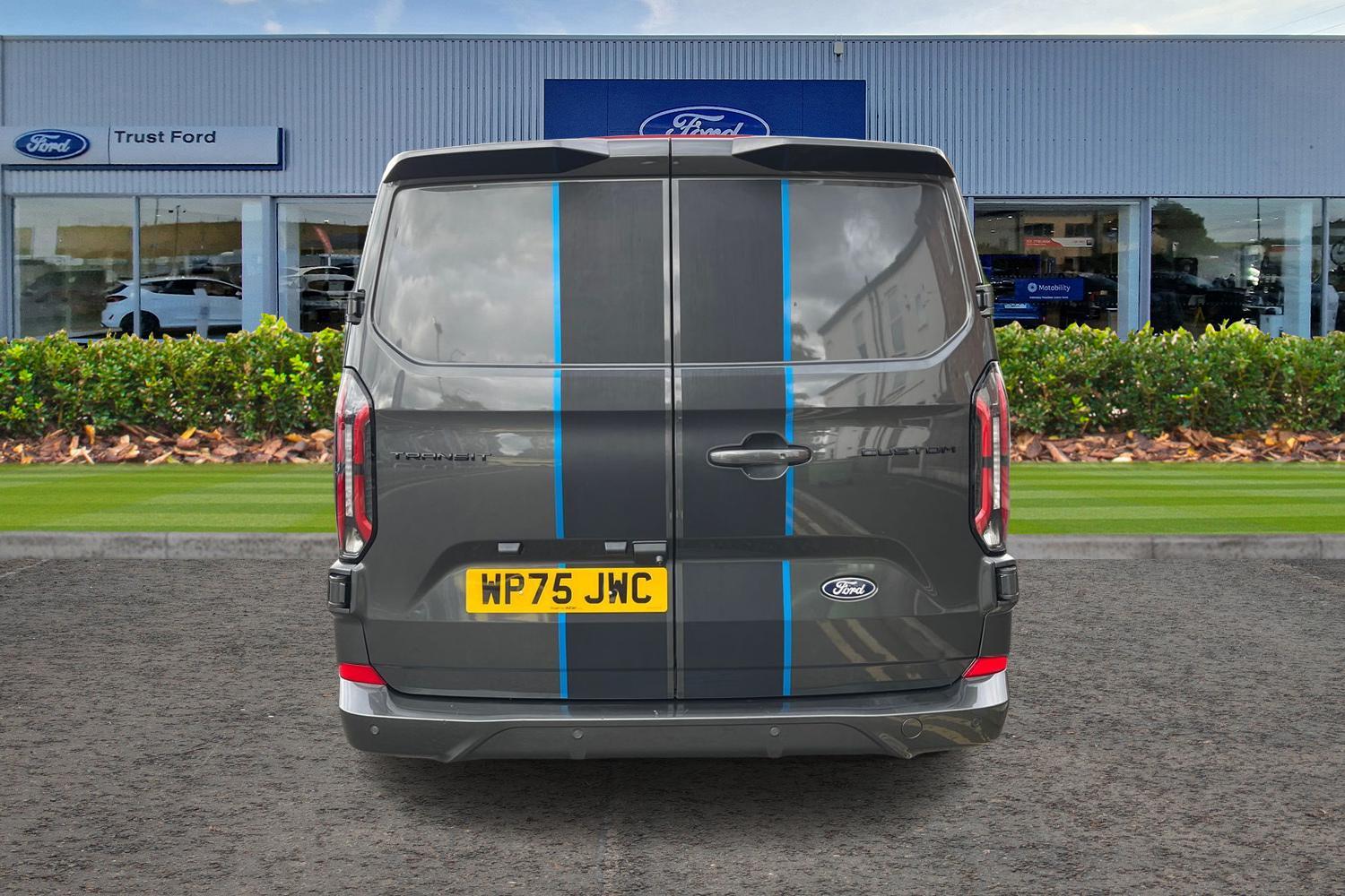 Ford TRANSIT CUSTOM Photo 12