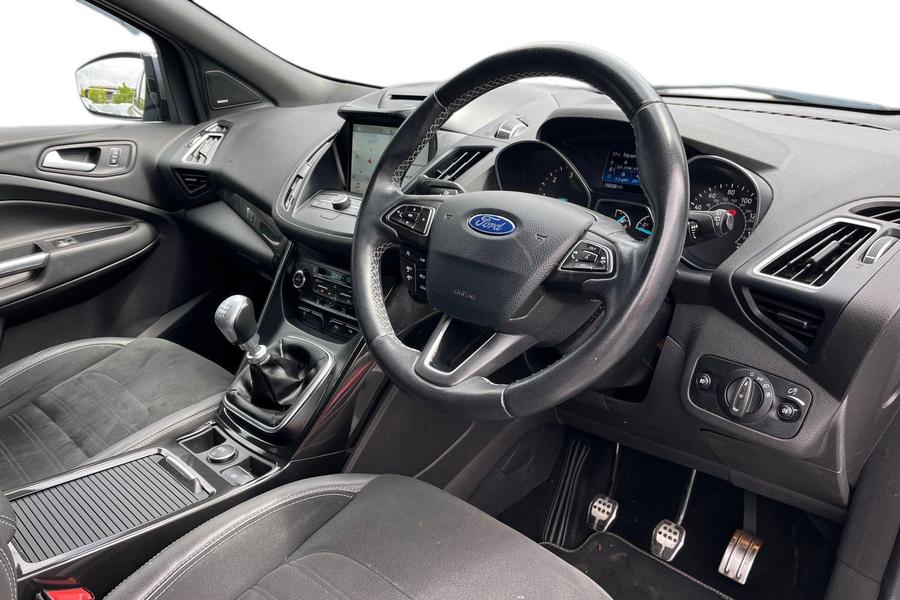 Ford KUGA Photo autoimg-9409ead49e5888bc484a435bcc04411e11fe46de.jpg