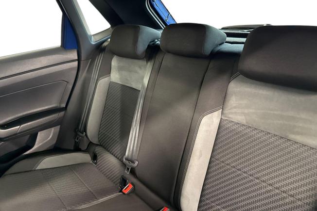 VOLKSWAGEN Polo Photo 9
