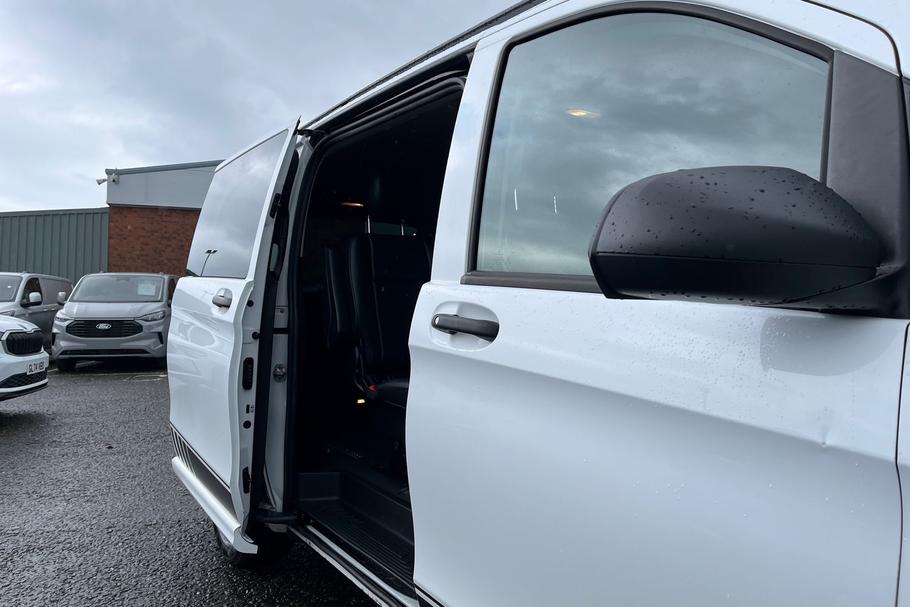 Used Mercedes-Benz VITO FSZ3994 24