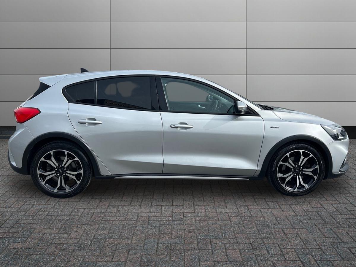 Ford Focus Photo 4
