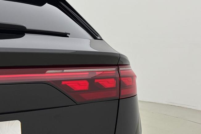 AUDI SQ8 Photo 18