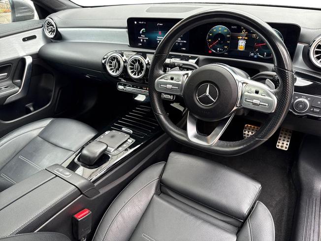 MERCEDES-BENZ CLA Photo 6