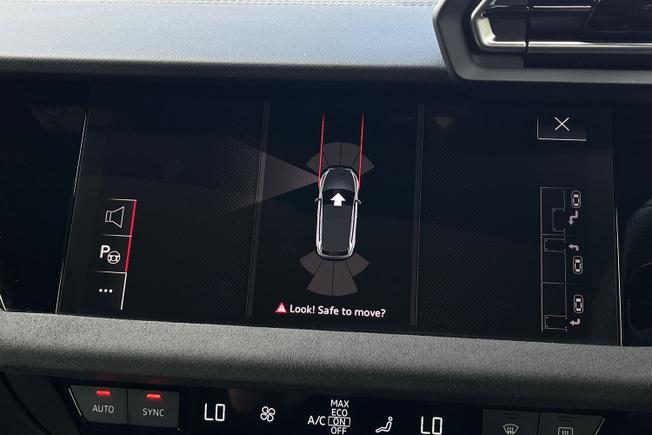 AUDI S3 Photo 27