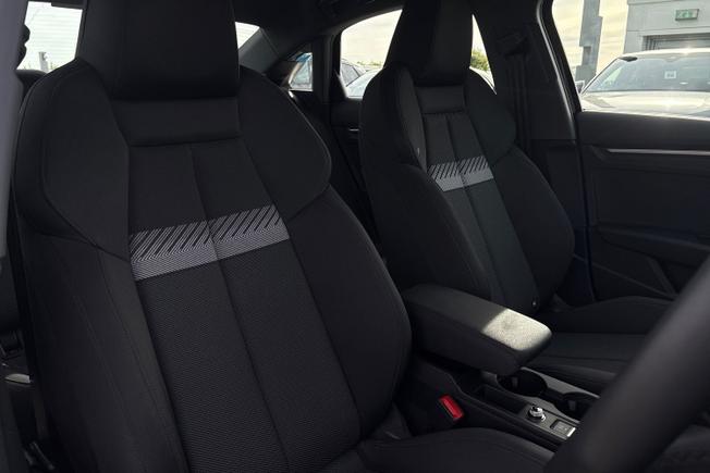AUDI A3 Photo 24