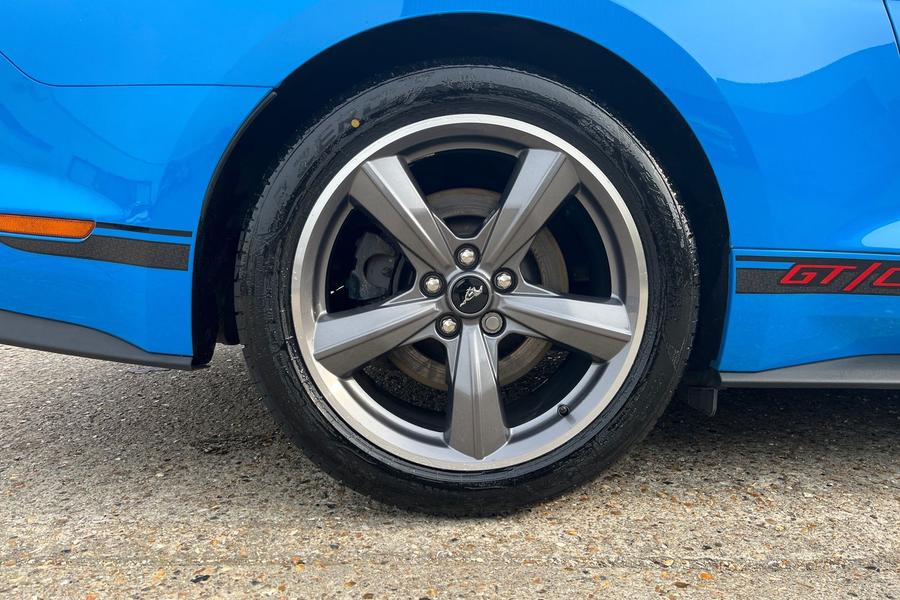 Ford Mustang Photo autoimg-9420a730163c9ae98b33b9dba9b4a6d8776296c1.jpg