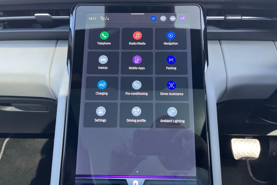 Used Ford Explorer 26