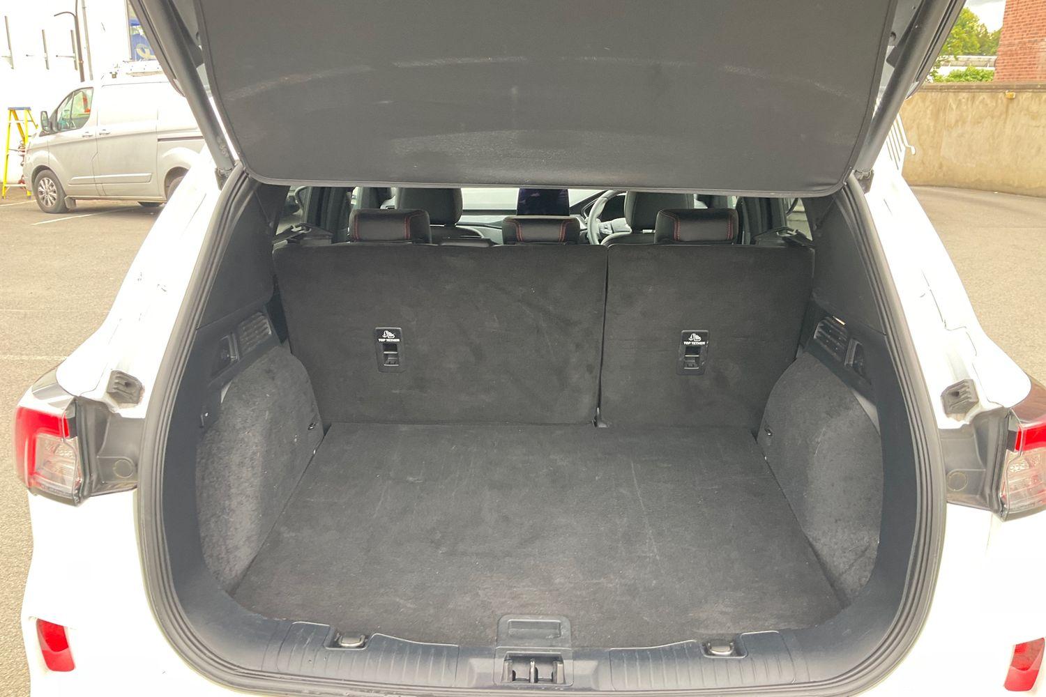 Ford KUGA Photo 20