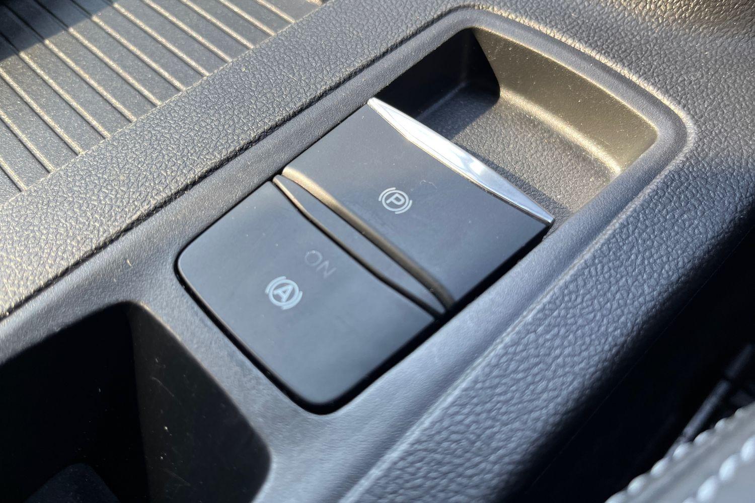 Ford FOCUS Photo 35