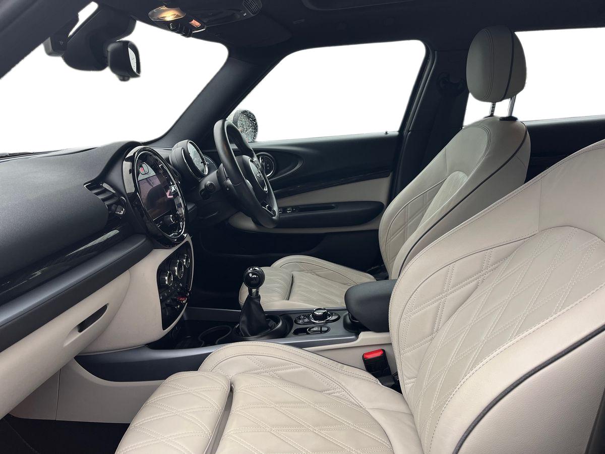 MINI Clubman Photo 2