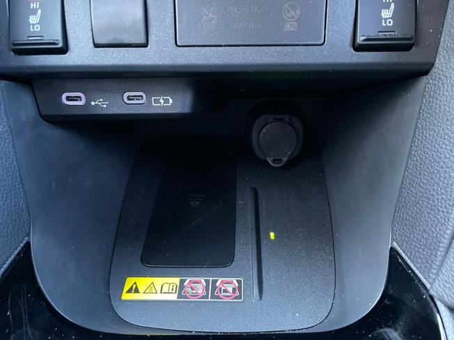 TOYOTA Yaris Cross Photo 35