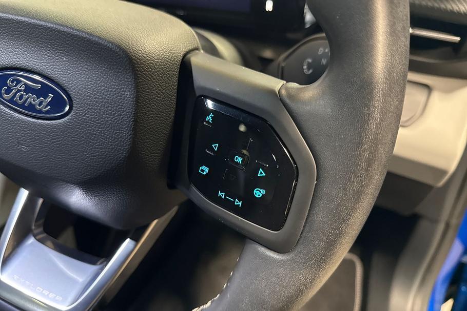 Used Ford Explorer 31