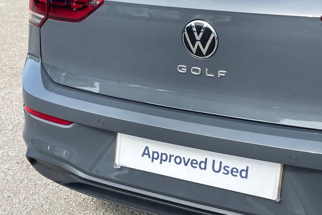 Volkswagen Golf Photo 21