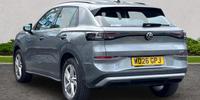 Volkswagen T-roc Photo 2