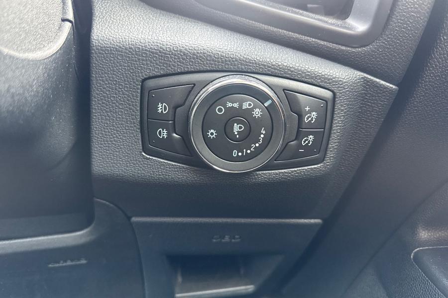 Ford ECOSPORT Photo autoimg-94318b73fbcba478118fa3c634bd903c2d2bd583.jpg