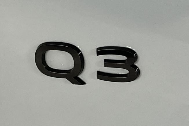 AUDI Q3 Photo 27