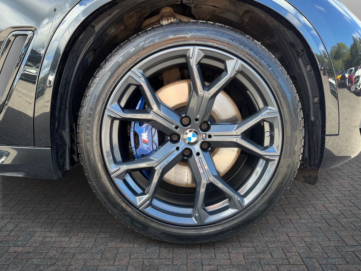 BMW X5 Photo 8