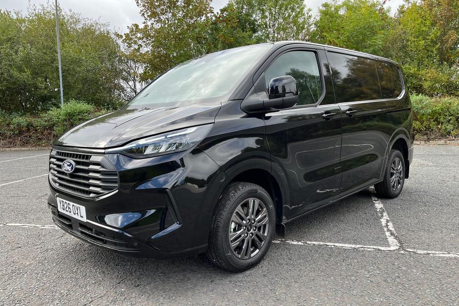 Ford TRANSIT CUSTOM Photo autoimg-94386cb7c799a1b821206a421bcdc7675d461a12.jpg
