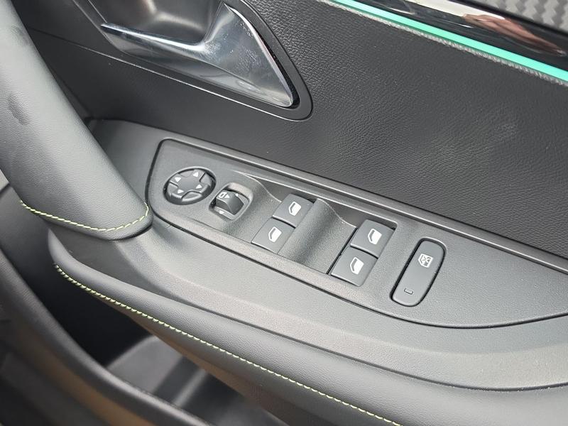 Used Peugeot 2008 KS25HMF 24
