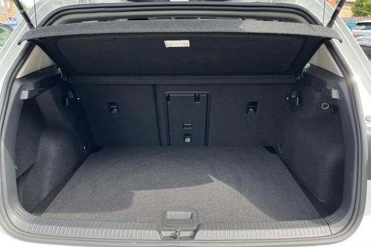 Volkswagen Golf Photo autoimg-9439a493a988044ac1aa7f605fc19ffca1a8dc3b.jpg