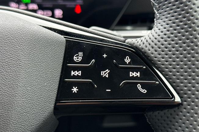 AUDI A6 E-Tron Avant Photo 17