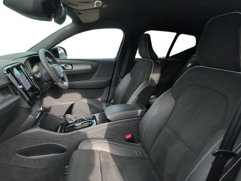 Used Volvo XC40 KN22BFE 16