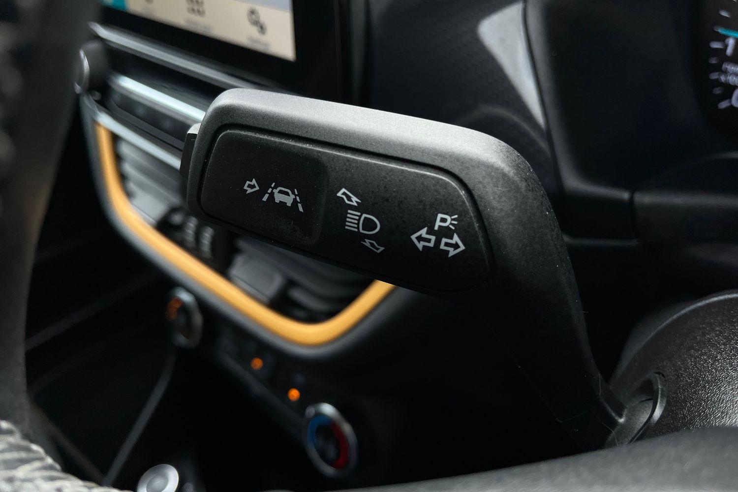 Ford Fiesta Photo 13