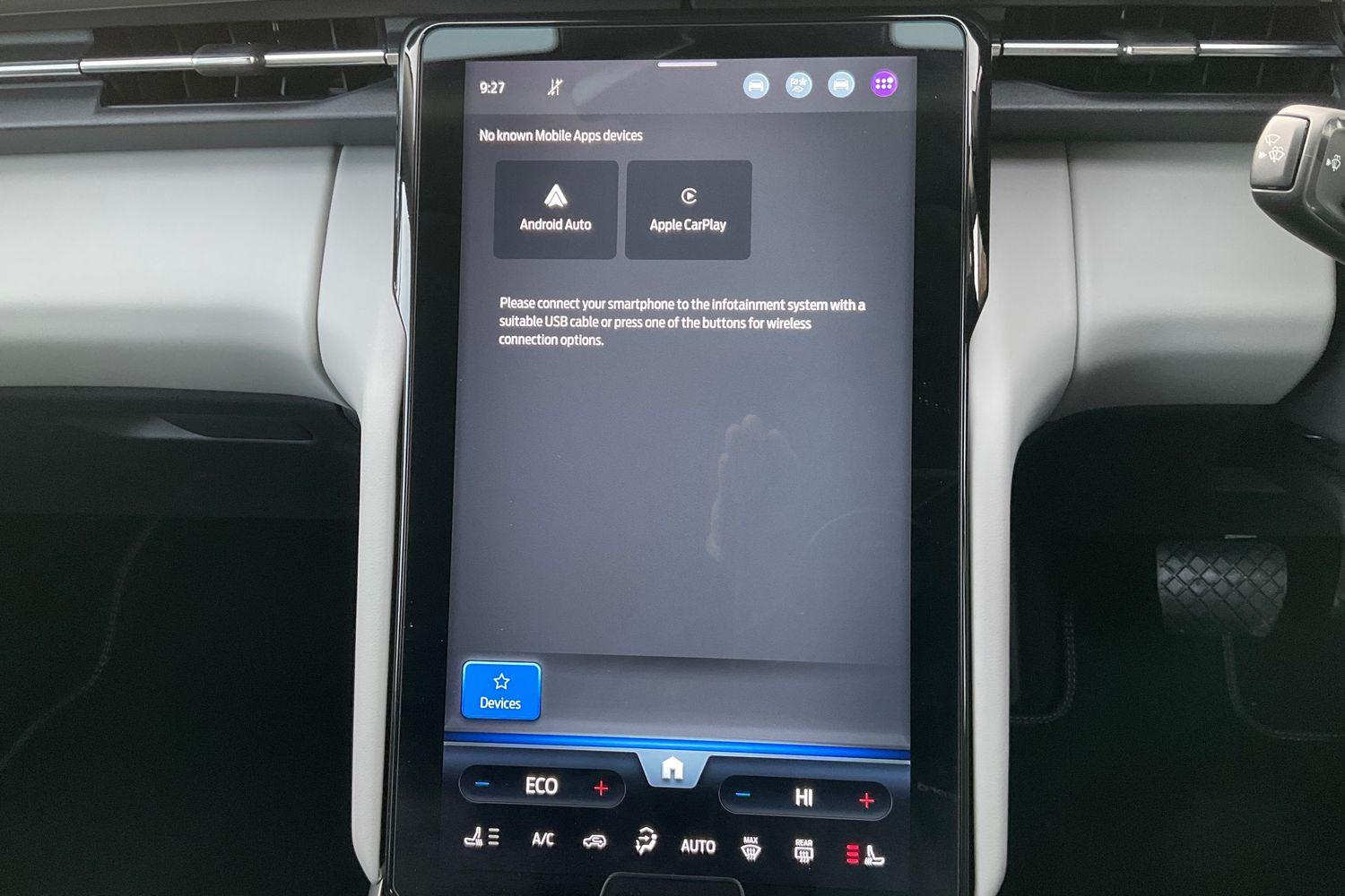 Ford EXPLORER Photo 28