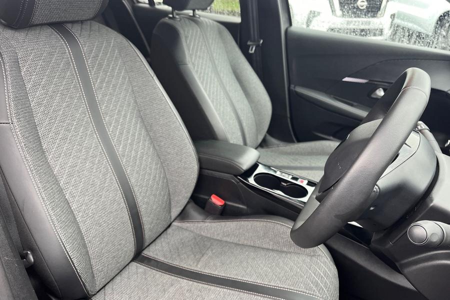 Peugeot 208 Photo autoimg-944151615c690e38572a959581e4ad1c2cd5ba78.jpg