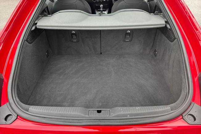 AUDI TT Photo 12