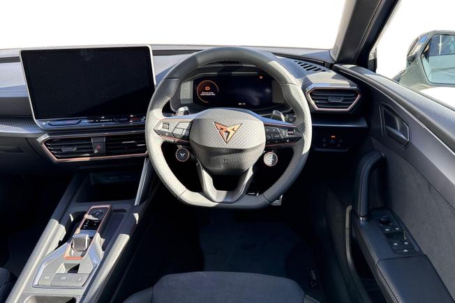 CUPRA Leon Photo 11
