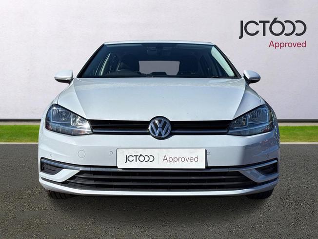 VOLKSWAGEN Golf Photo 8