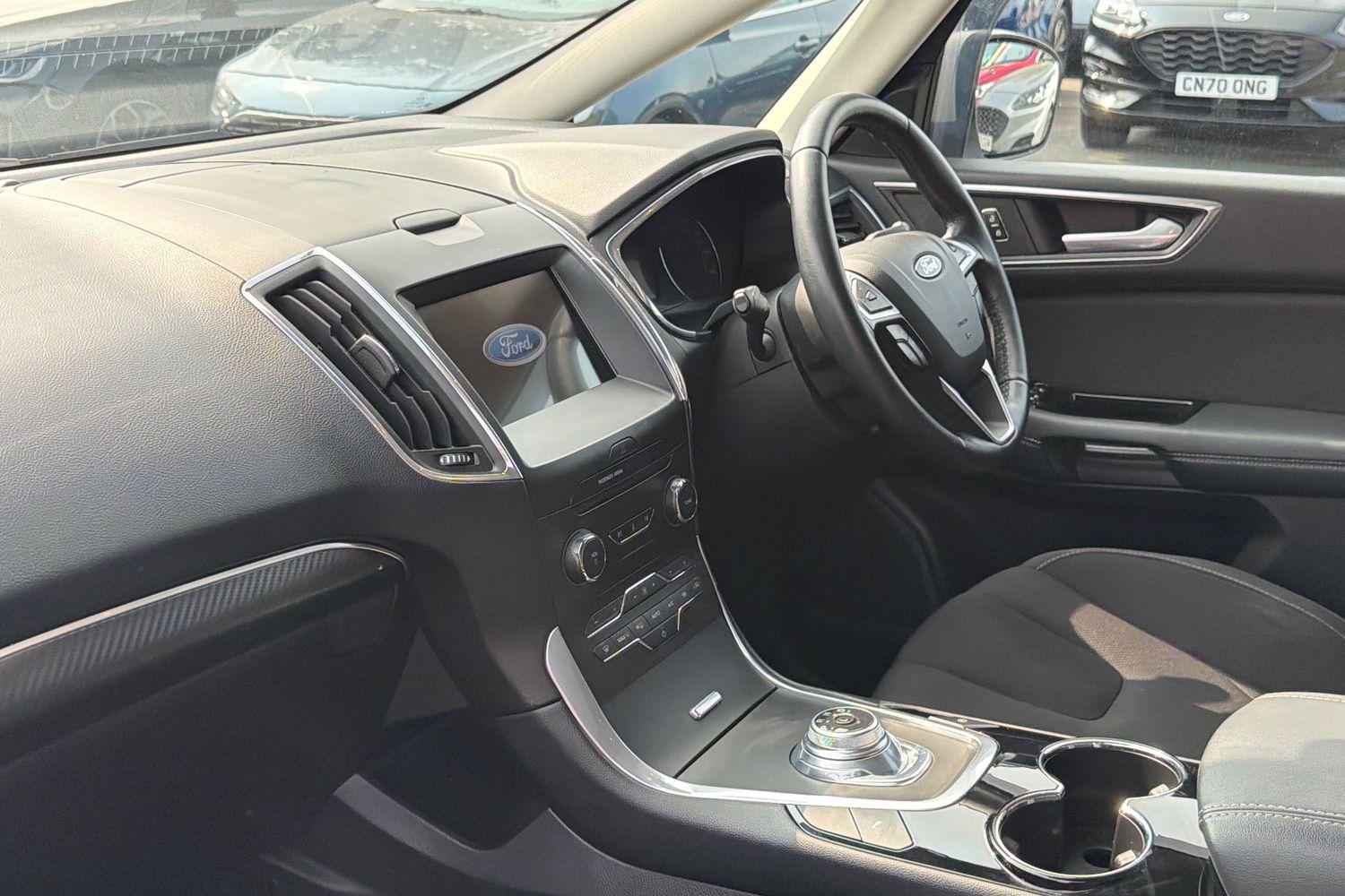 Ford S-MAX Photo 17