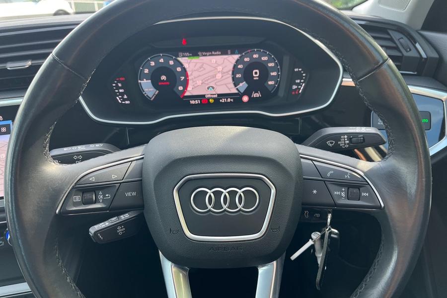 Audi Q3 Photo autoimg-944b02bc9e808820a88055e6a98254708509f3b8.jpg
