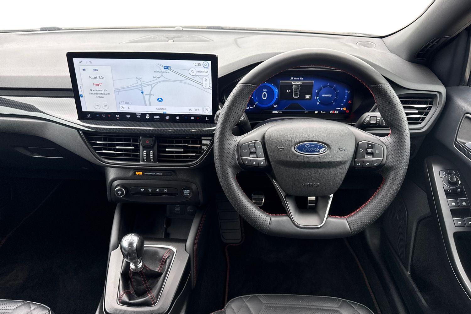 Ford FOCUS Photo 10
