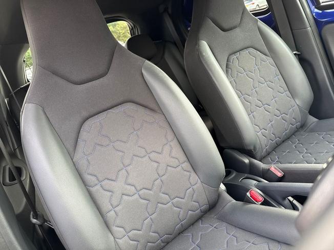 TOYOTA Aygo X Photo 26