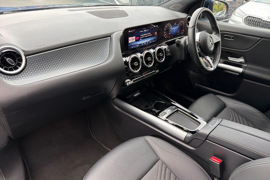 Mercedes-Benz GLA Photo autoimg-9455c61f53fecc3b6446c5d6a7d77a02242abecd.jpg